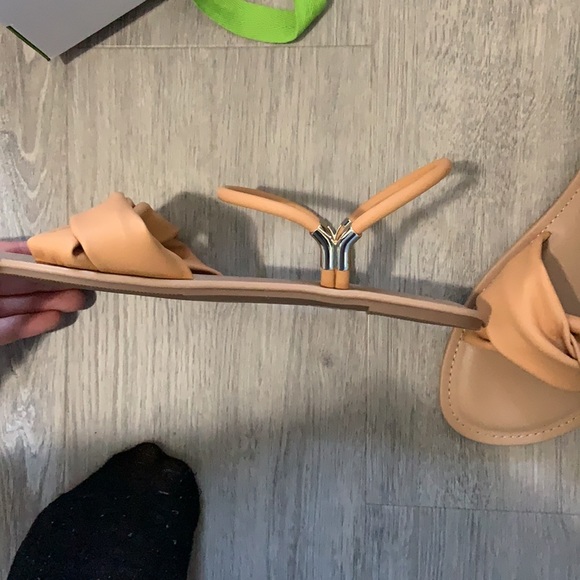 Call it spring! Vegan sandals - Picture 3 of 3